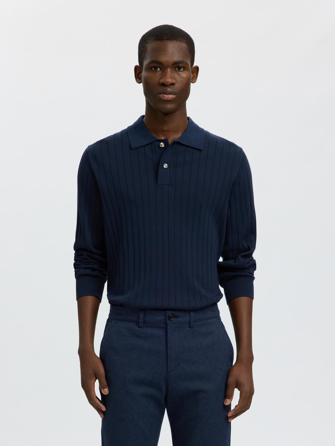 model_shot-front